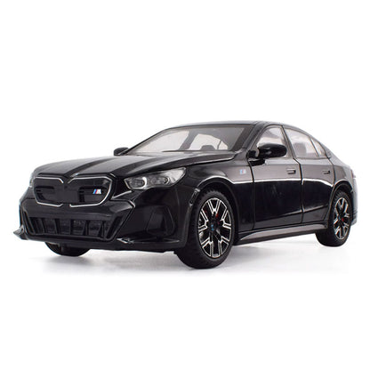 BMW i5 M60 — Miniatura em Escala 1:24 com Funções Interativas