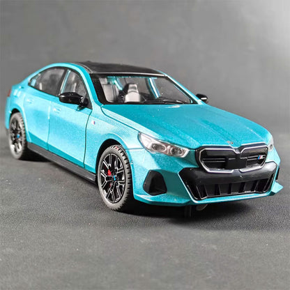 BMW i5 M60 — Miniatura em Escala 1:24 com Funções Interativas