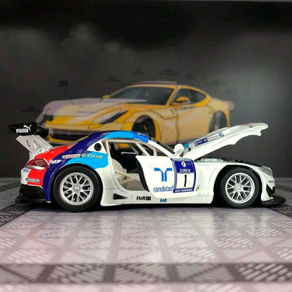 BMW Z4 GT3 em Escala 1:32