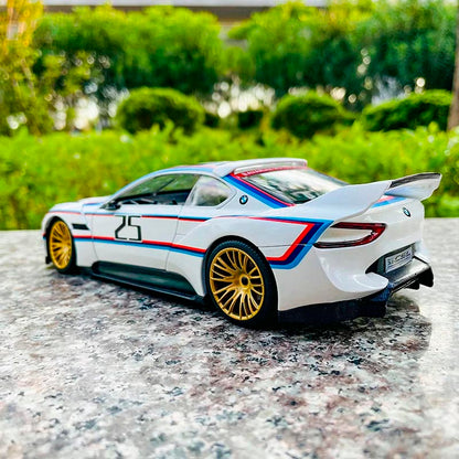 BMW 3.0 CSL Hommage R em Escala 1:24