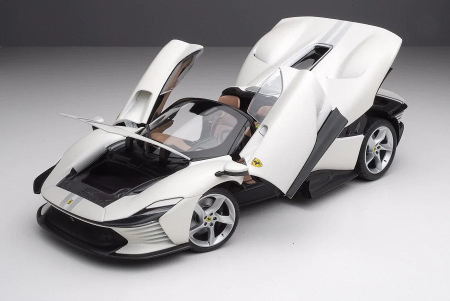 Ferrari Daytona SP3 em Escala 1:18