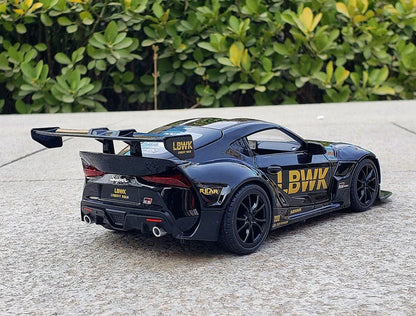 Toyota GR Supra Racing em Escala 1:22