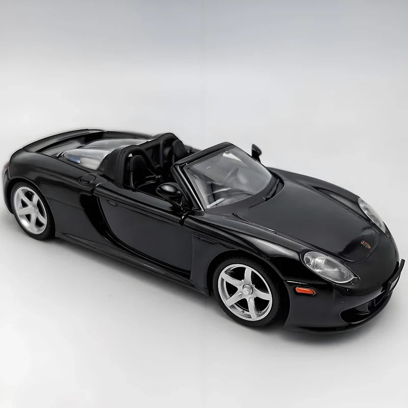 Porsche 911 Carrera GT em Escala 1:24