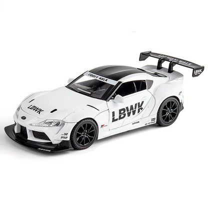 Toyota GR Supra Racing em Escala 1:22